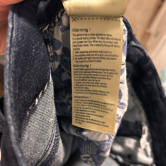 4/$20 Scotch & Soda women’s supreme slim straight stretch dark wash jeans 26x32 - Picture 8 of 13